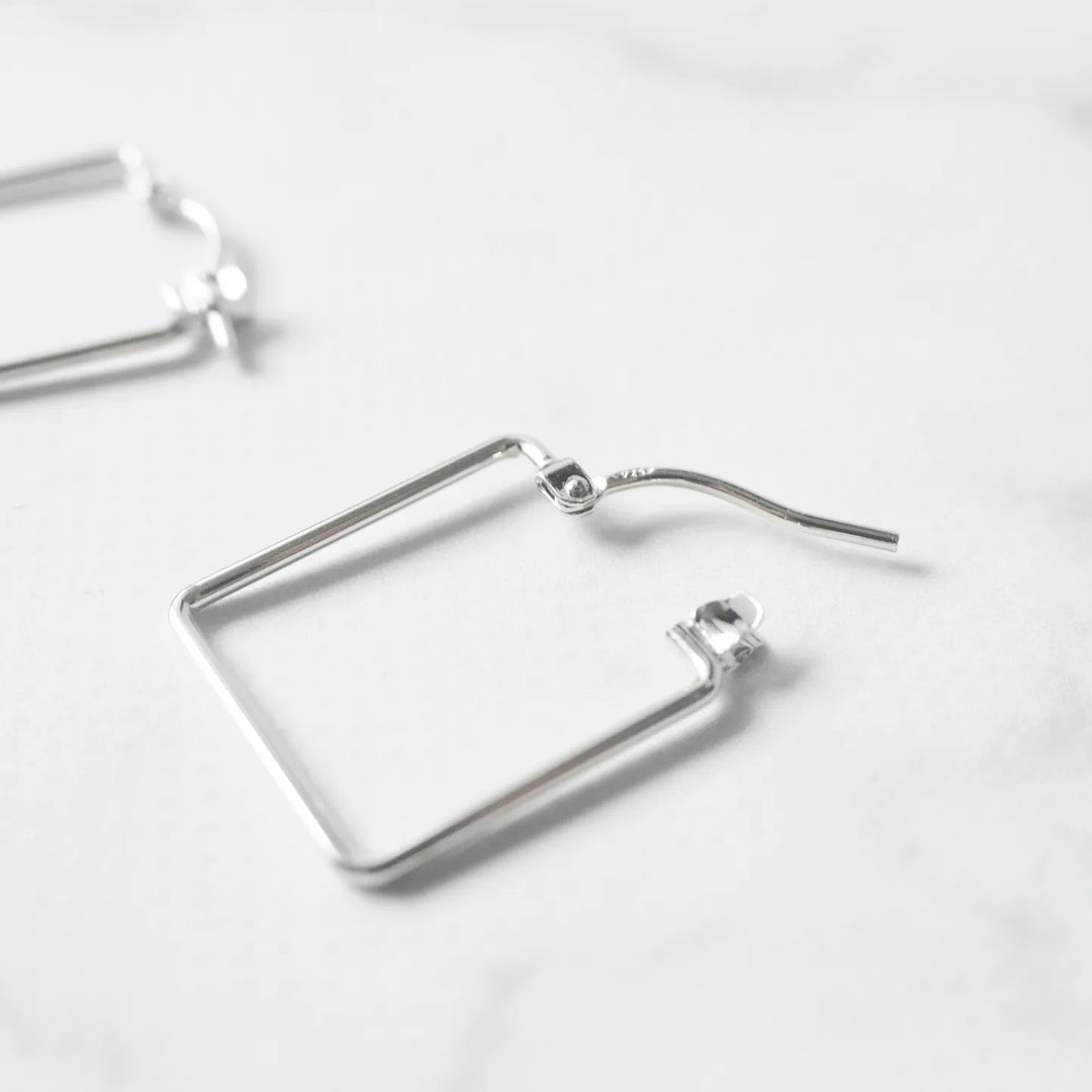 スクエア フープ ピアス（シルバー925） | SMUK公式通販