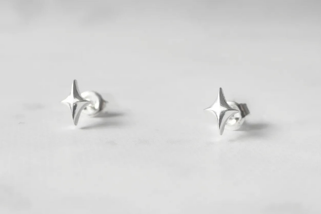 星モチーフ スタッドピアス（シルバー925）| SMUK公式通販