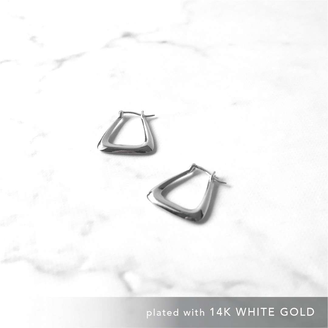 トライアングルライン フープピアス（シルバー925・14Kホワイト