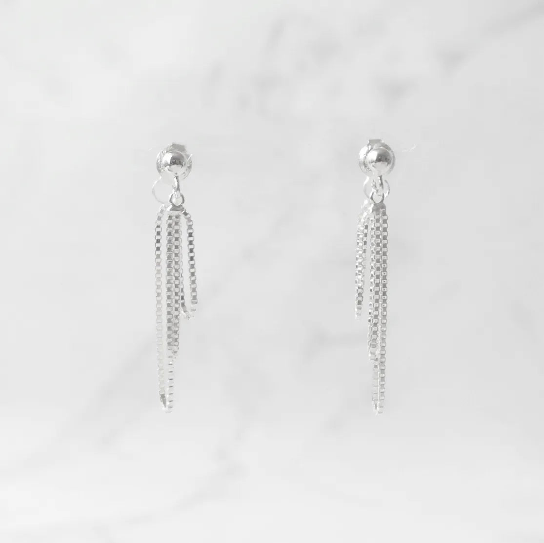 トリプルチェーン ダングルピアス（シルバー925）｜SMUK公式通販