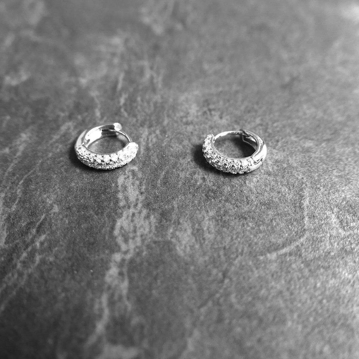 【SE221104】Sterling Silver Hoop Earrings
