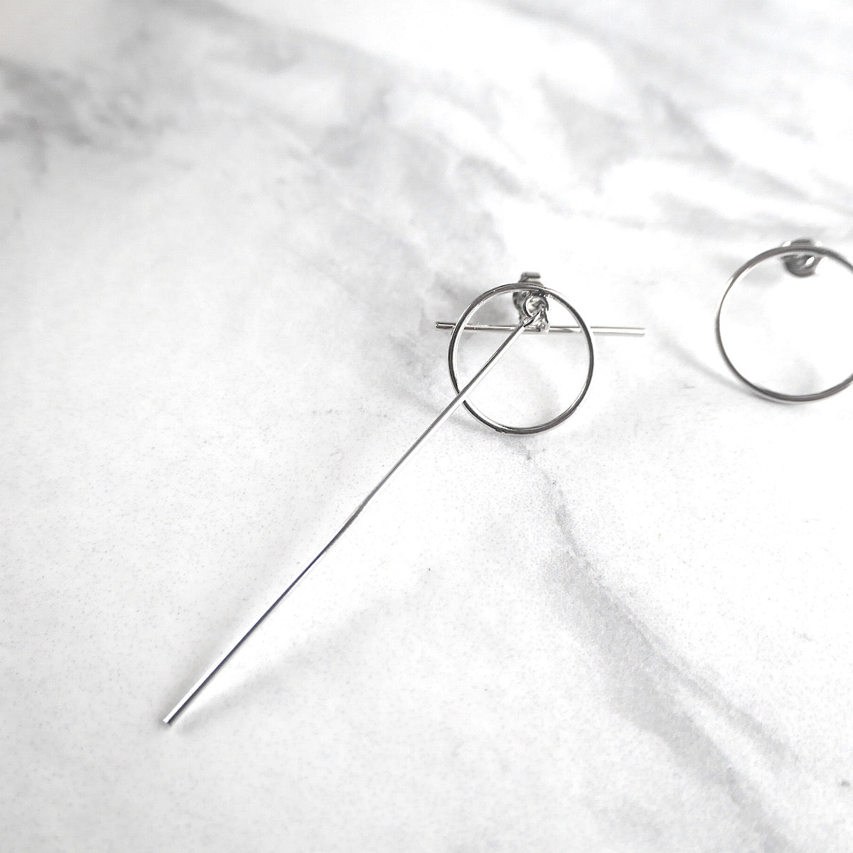 【SE220403】 Sterling Silver Dangle Earrings
