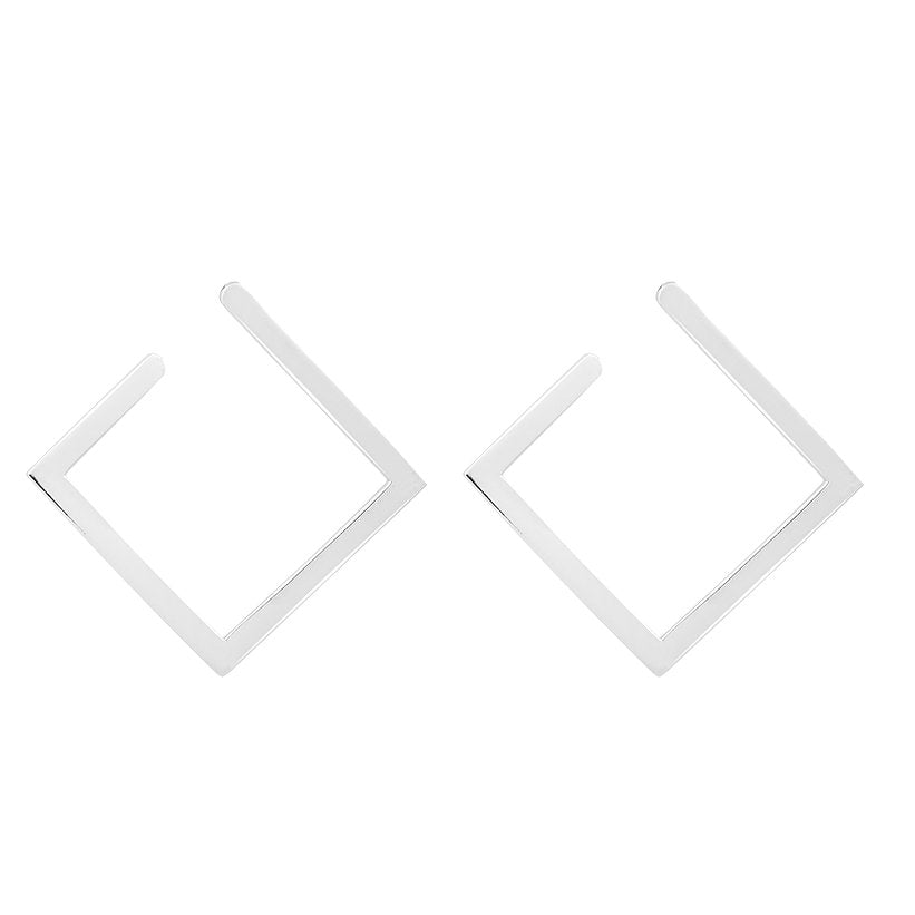 【CS191002】 Sterling Silver Stud Earrings