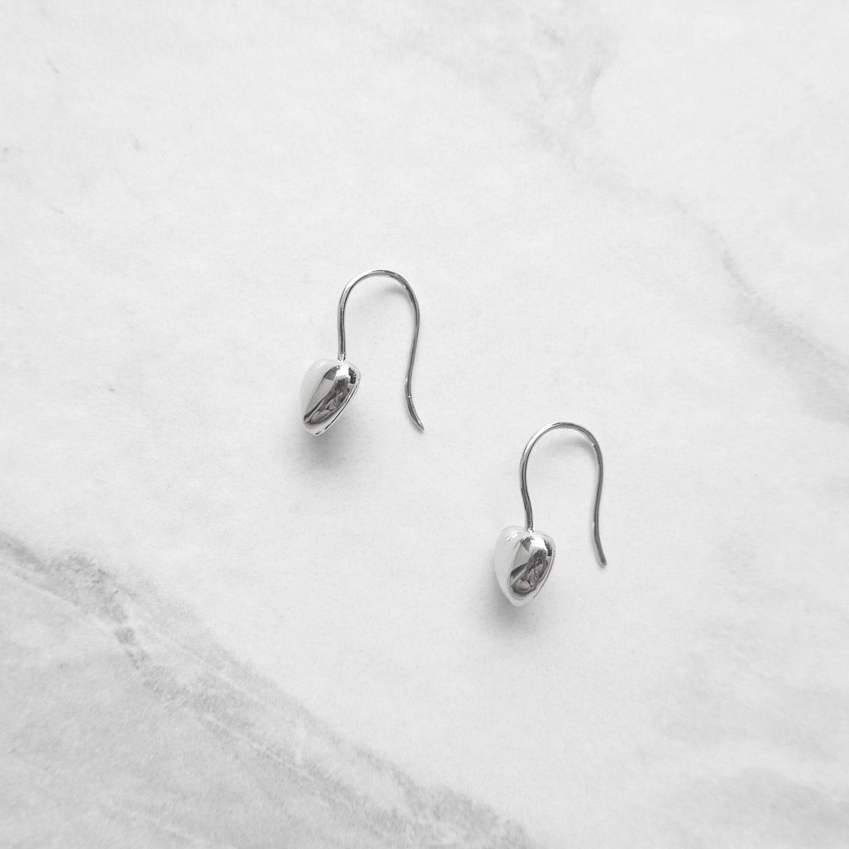 【SE230201】 Sterling Silver Hook Earrings