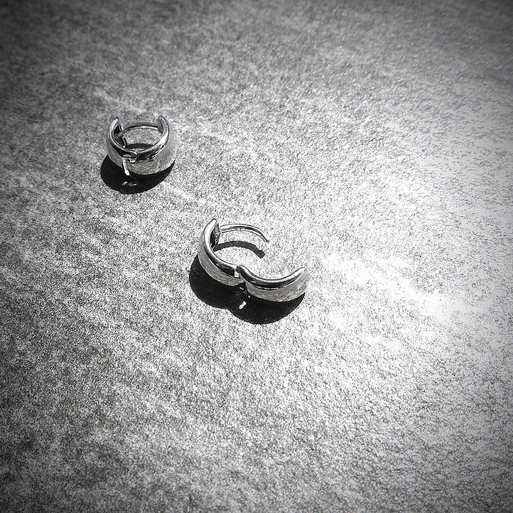 【CS201210】 Sterling Silver Huggie Earrings