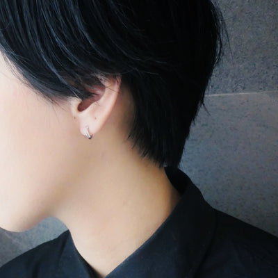 【SE211101】 Sterling Silver Huggie Earrings
