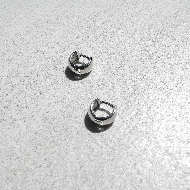 【CS201210】 Sterling Silver Huggie Earrings