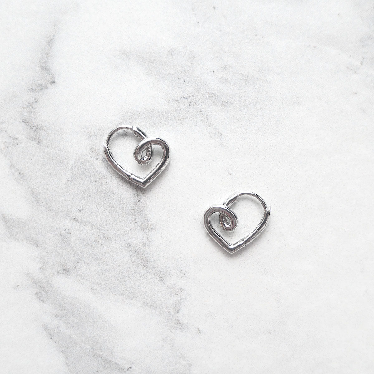 【SE221110】Sterling Silver Hoop Earrings
