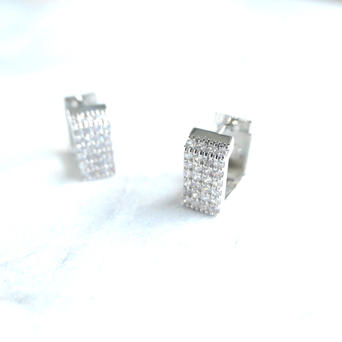 【SE220808】 Sterling Silver Hoop Earrings
