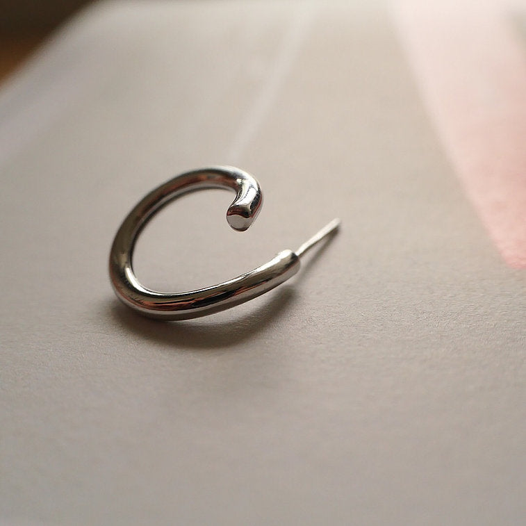 【CS191004】 Sterling Silver Hoop Earrings