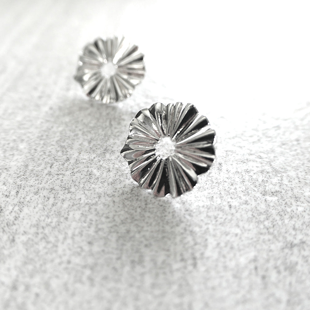 【SE210807】 Sterling Silver Stud Earrings
