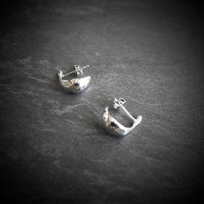 【CS201009】 Sterling Silver Huggie Earrings