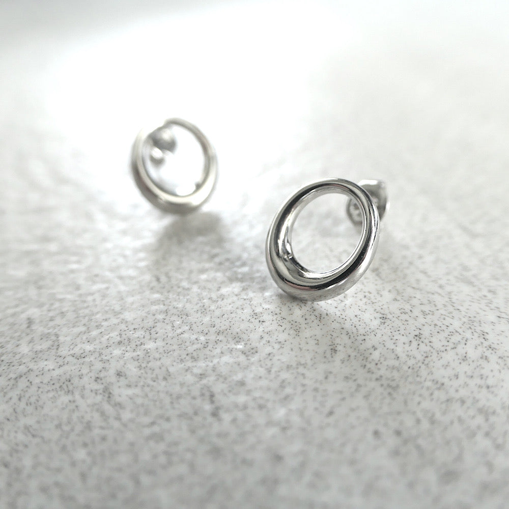 【SE210801】 Sterling Silver Stud Earrings
