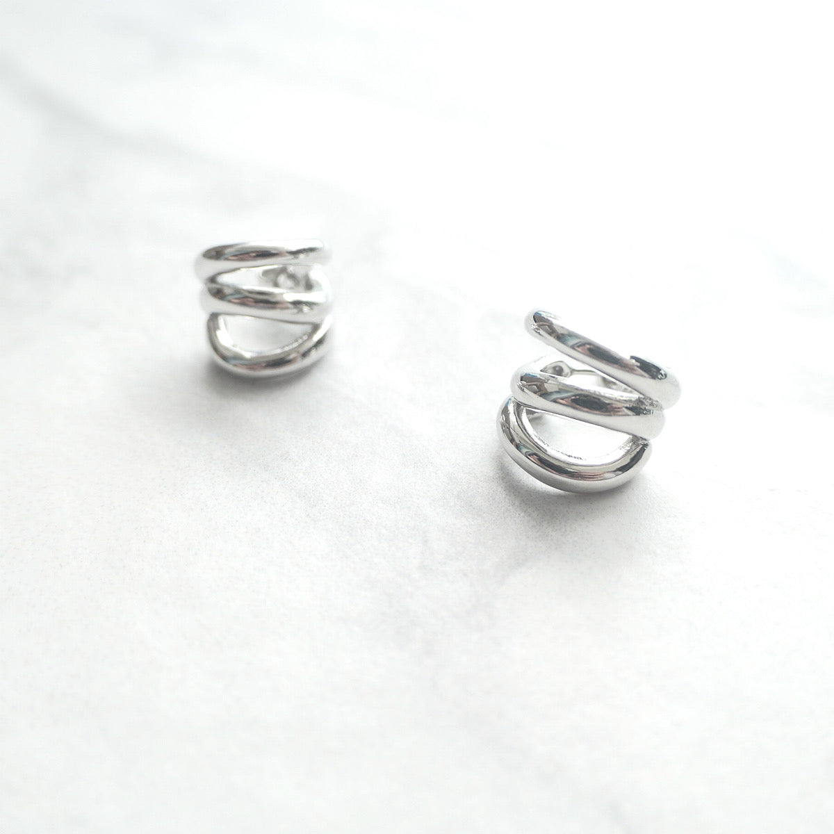 【SE230204】Sterling Silver Hoop Earrings
