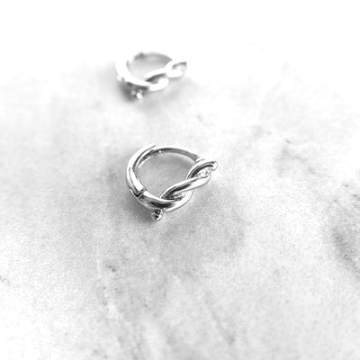 【SE211104】 Sterling Silver Huggie Earrings
