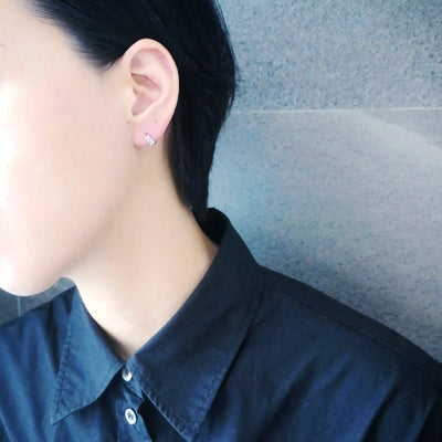 【SE220203】 Sterling Silver Huggie Earrings
