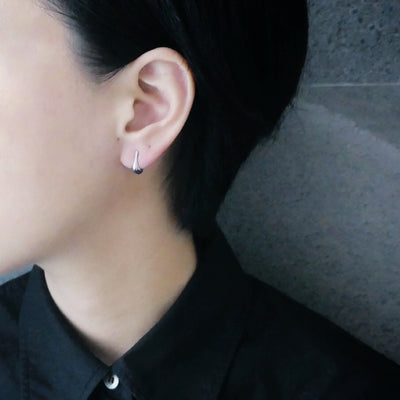 【CS201009】 Sterling Silver Huggie Earrings