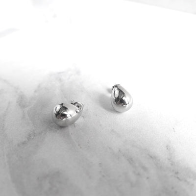 【SE221102】Sterling Silver Stud Earrings
