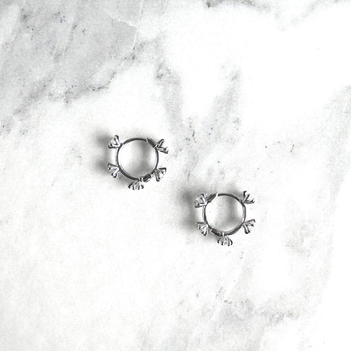 【SE220801】 Sterling Silver Huggie Earrings
