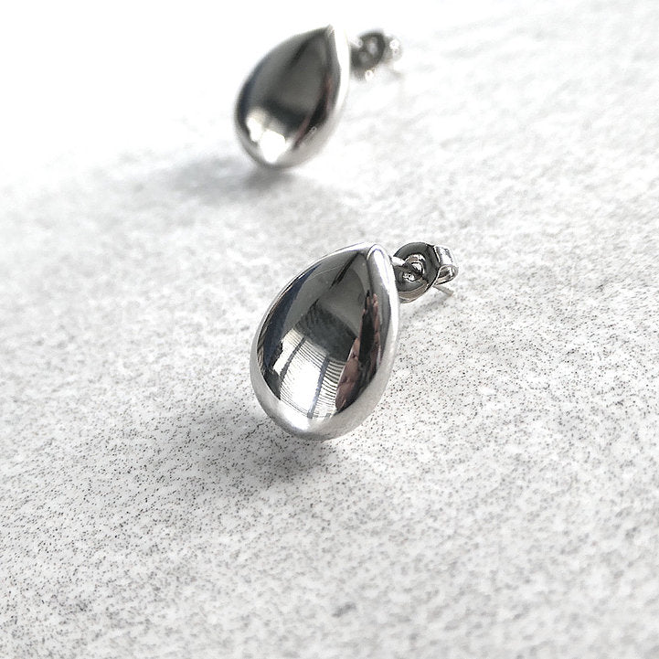 【SE210202】 Sterling Silver Stud Earrings 