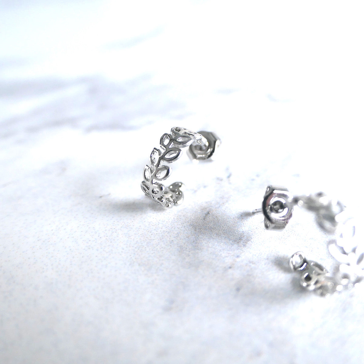 【SE220802】 Sterling Silver Stud Earrings
