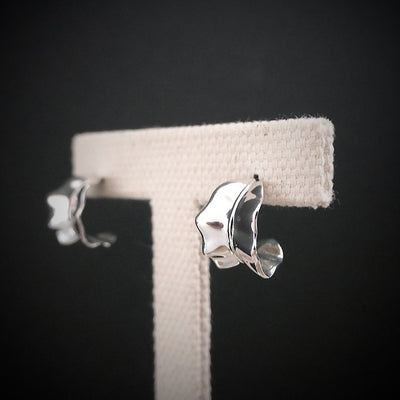 【CS200220】Sterling Silver Huggie Earrings