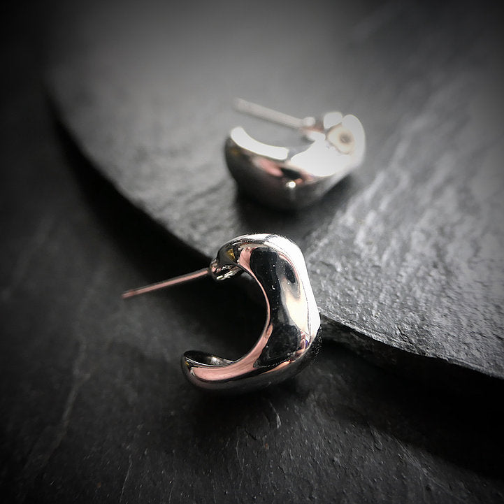 【CS200308】 Sterling Silver Huggie Earrings