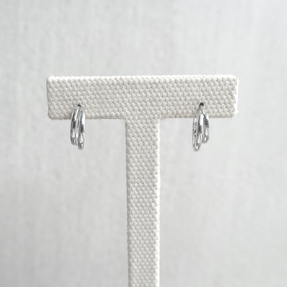 【SE230202】Sterling Silver Hoop Earrings
