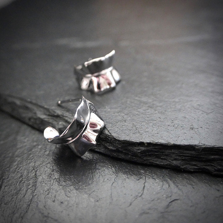 【CS200220】Sterling Silver Huggie Earrings